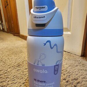 NWT Owala Tied And True Blue Bows 32oz Freesip Urban Outfitters Exclusive-